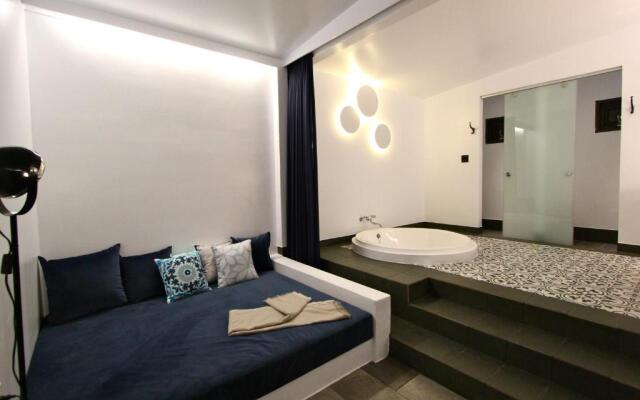 Sea Shore Hotel