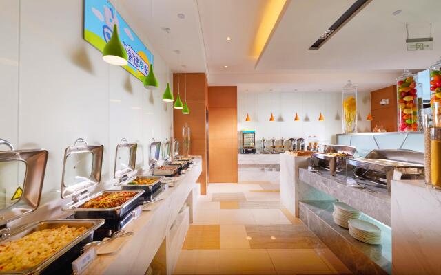 Holiday Inn Express Shanghai Jiading Industry Park by IHG