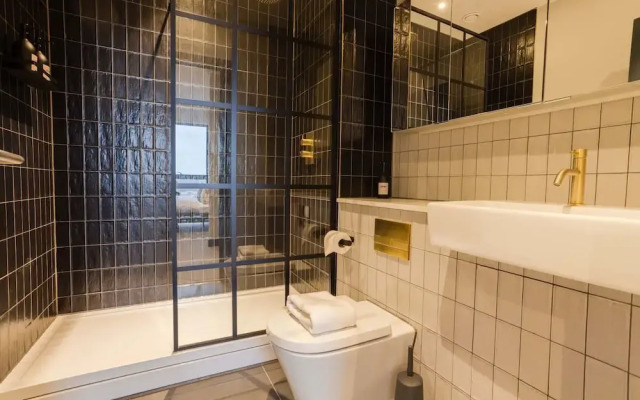 Marron Suite 2BR City Walks