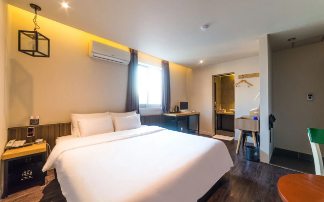 Hotel Bridge