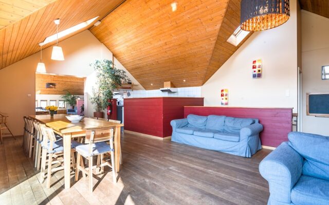 Spacious Chalet in Waimes With Garden