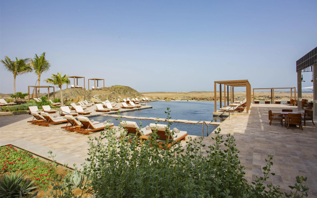 Alila Hinu Bay