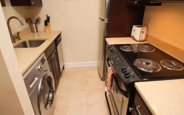 Renaissance Rittenhouse Square 1 Bedroom