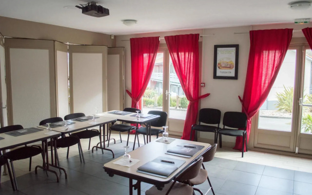 Campanile Villeneuve sur Lot - Pujols