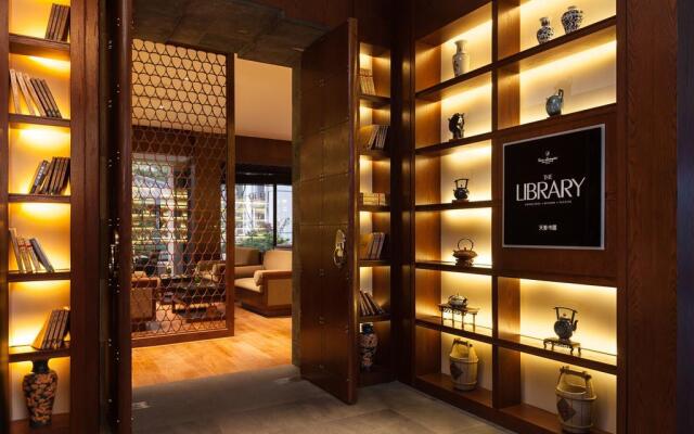 Tonino Lamborghini Boutique