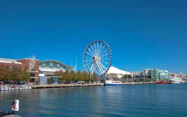 Furnished Suites Near Navy Pier