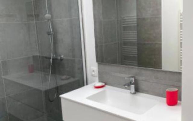 Appart 4 pers avec balcon et parking proche plage