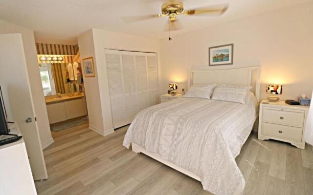 Ocean Village Club E31