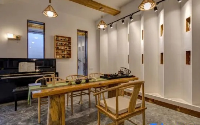 Yueting Shushe Boutique Hotel