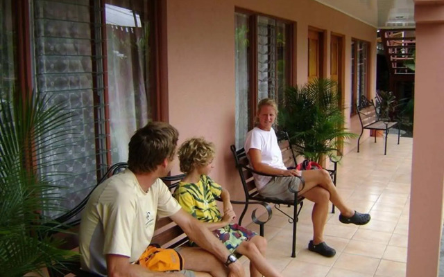 Hostel La Choza Inn