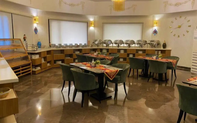 Coral Palace Hotel