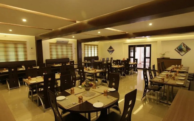 Aakash Inn Tiruvannamalai