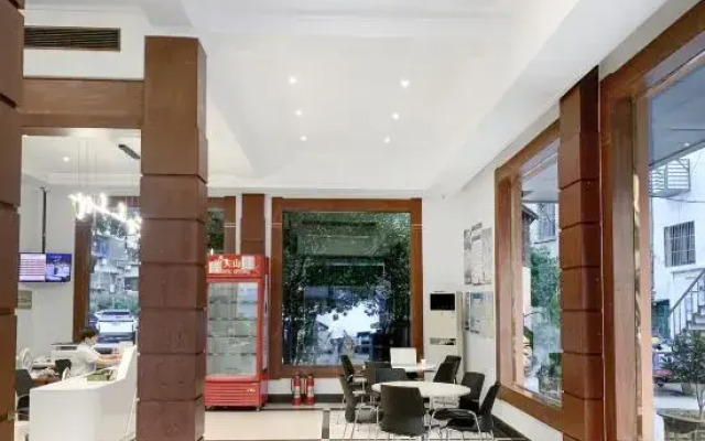 Shengzhou Bada Business Hotel