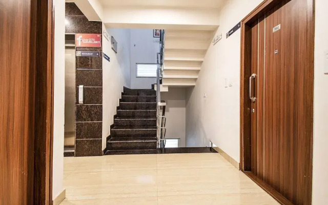 FabHotel Oakwoods Serai