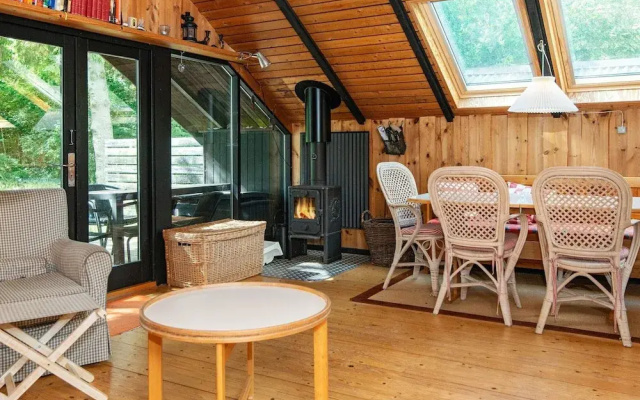 Cozy Holiday Home in Glesborg near Sea
