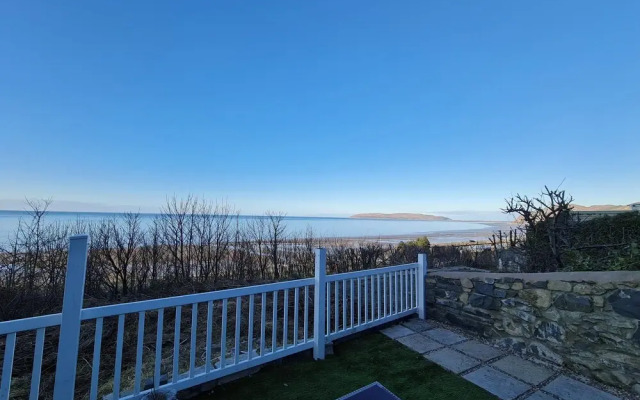 Stunning Sea View Blue Haven in Penmaenmawr