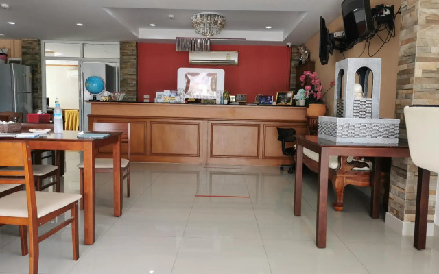 Baan Pattamaporn Hotel