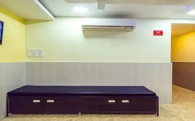 Room Maangta 222 @ Mumbai Andheri