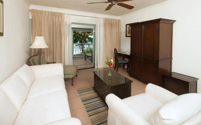 Savannah Beach Club Hotel