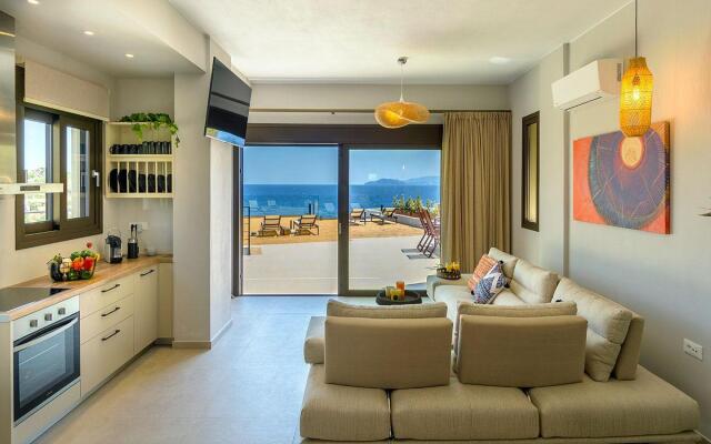 Beachfront 2 Bedroom Villa With Jacuzzi