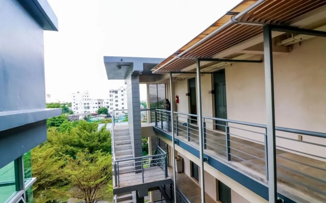 Nida Rooms Soi 71 Metro Ladprao