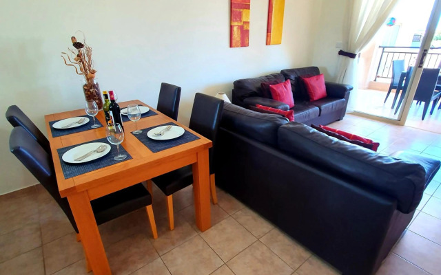 Lovely 2 bedroom apartment A206, 800m to the sea