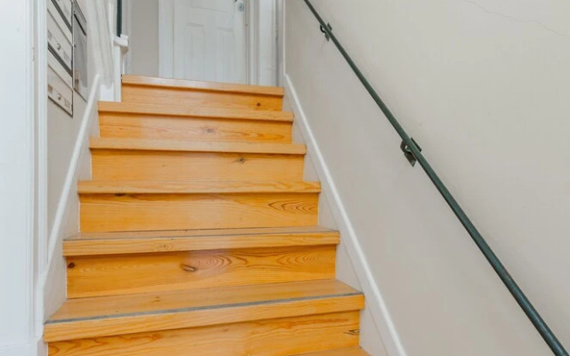 Spacious, Bright and Sunny Apartment, By TimeCooler