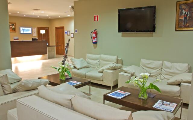 Holiday Inn Express Campo De Gibraltar - Barrios by IHG