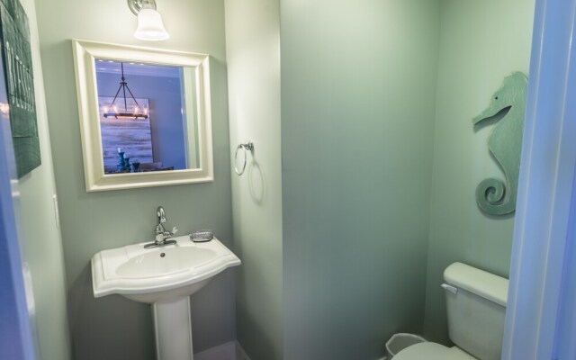 Waterscape B612 2 Bedroom Condo