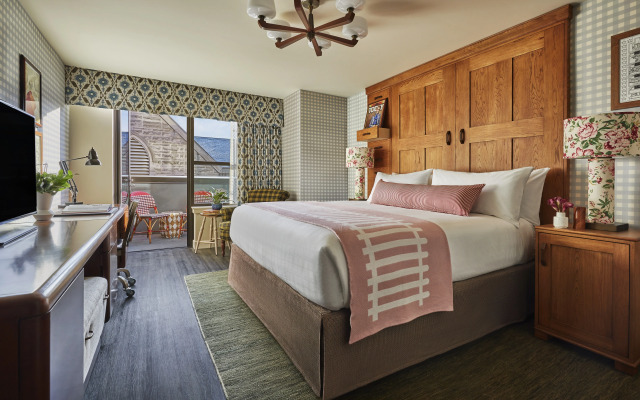 Graduate by Hilton Bloomington - фото 3