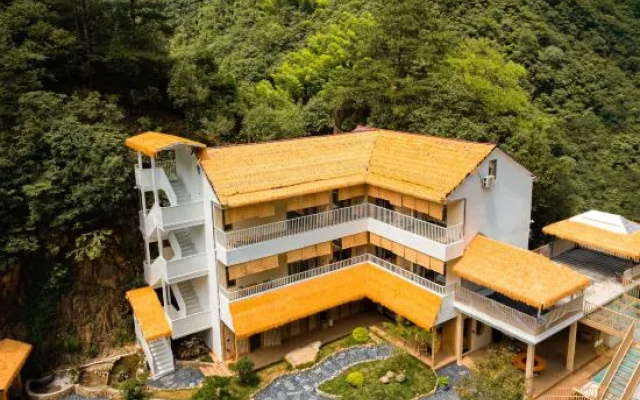 Anji Sujian • Suxi Yuye Yujifeng Hot Spring Resort Hotel (Zhebei Grand Canyon Branch) – Outside – Huzhou
