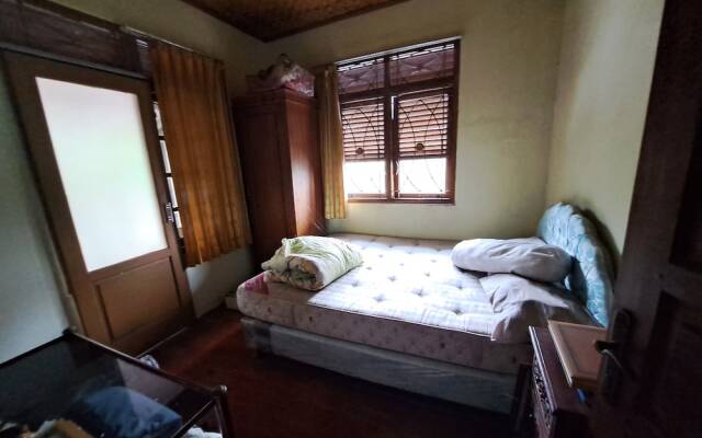 OYO 93656 Villa Cassanova Syariah