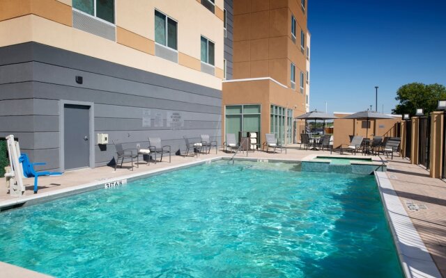 Fairfield Inn and Suites Dallas East