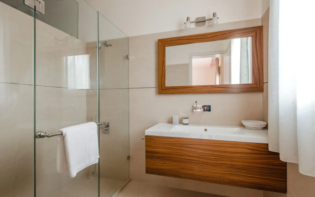 Villa Blue Coast Lagonissi