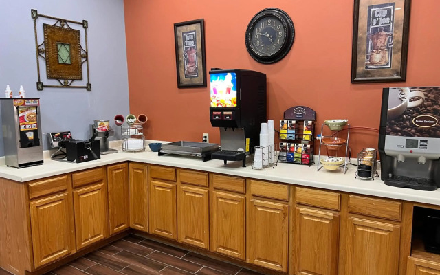 Grandstay Hotel and Suites