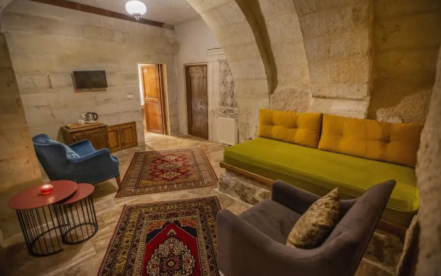 Cappa Rossa Cave Hotel