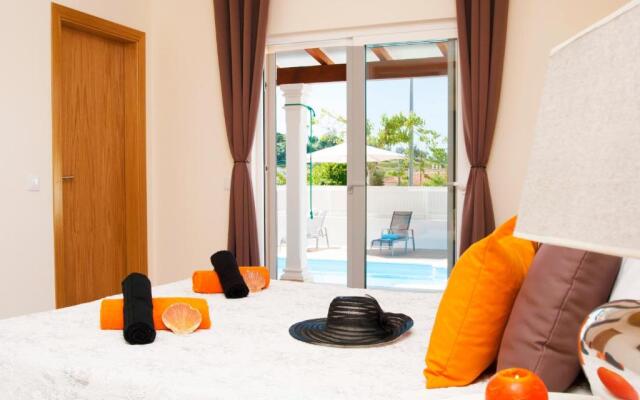 Villa Galapagos