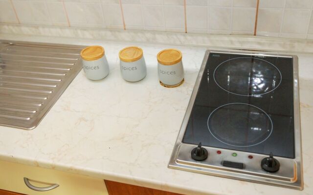 Pool Apartments Lucky Luke