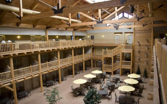 Casper C'mon Inn Hotel & Suites