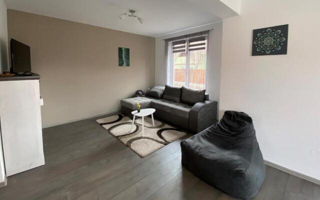 Fenyő Apartman House