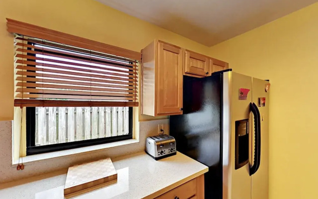 Las Olas Oasis - 3 Br Home