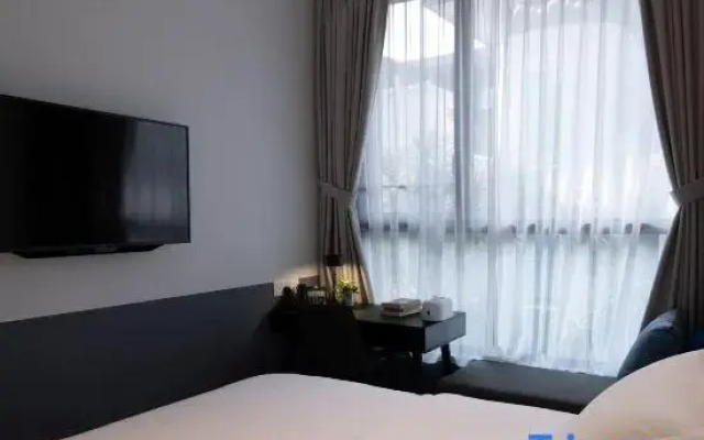 VicHaus Serviced Apartment