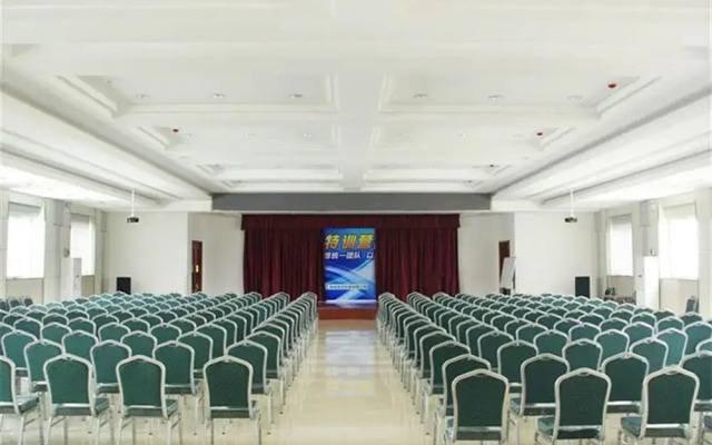 GreenTree Inn Puyang Oil-field Headquarters Hotel