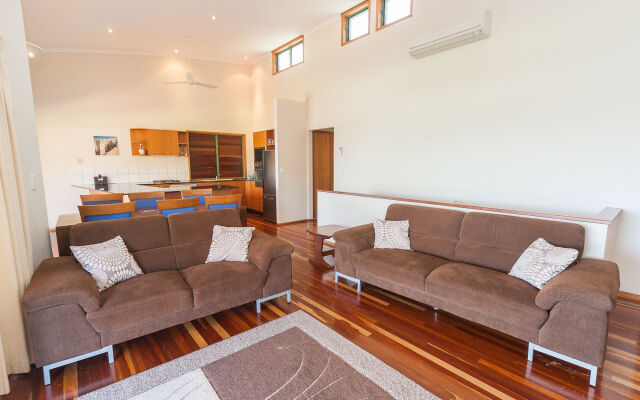 Hamilton Island Holiday Homes