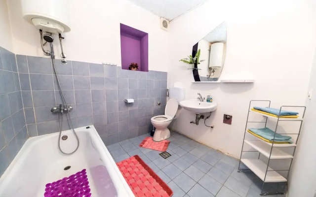Apartment Eni