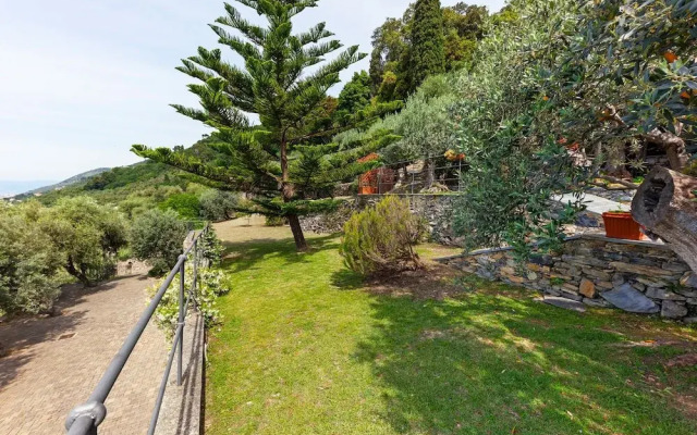 Lovely Apartment in Villa With Garden