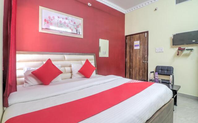 OYO Flagship 49182 Hotel The Royal King