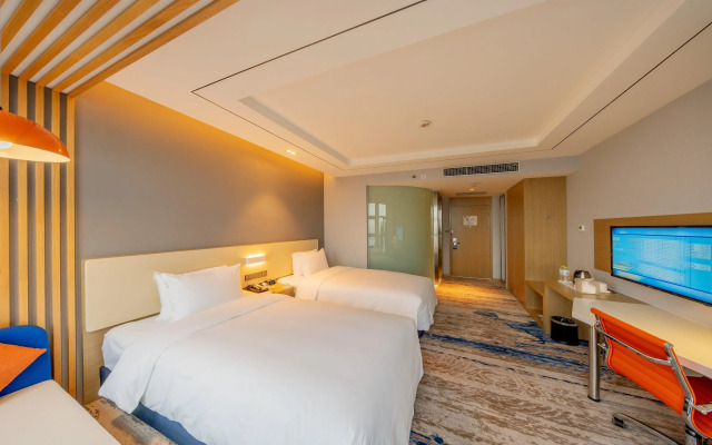 Holiday Inn Express Linyi Riverside by IHG