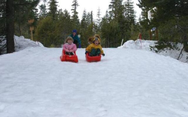 Tamarack Lodge at Bear Valley