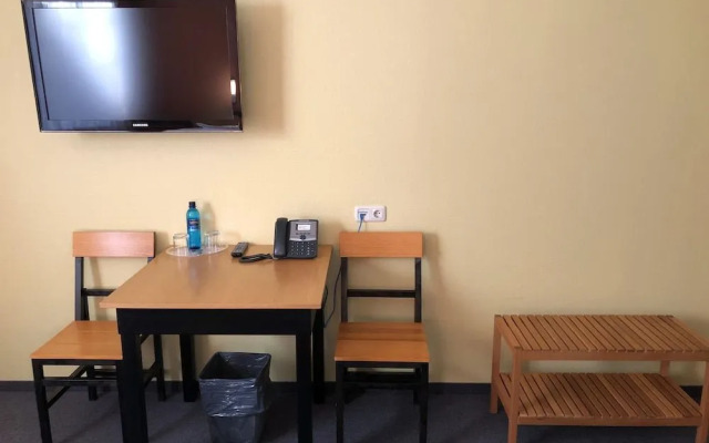 Haus des Volkes - Das Bauhaushotel